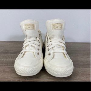 New Low Top Converse -NWT